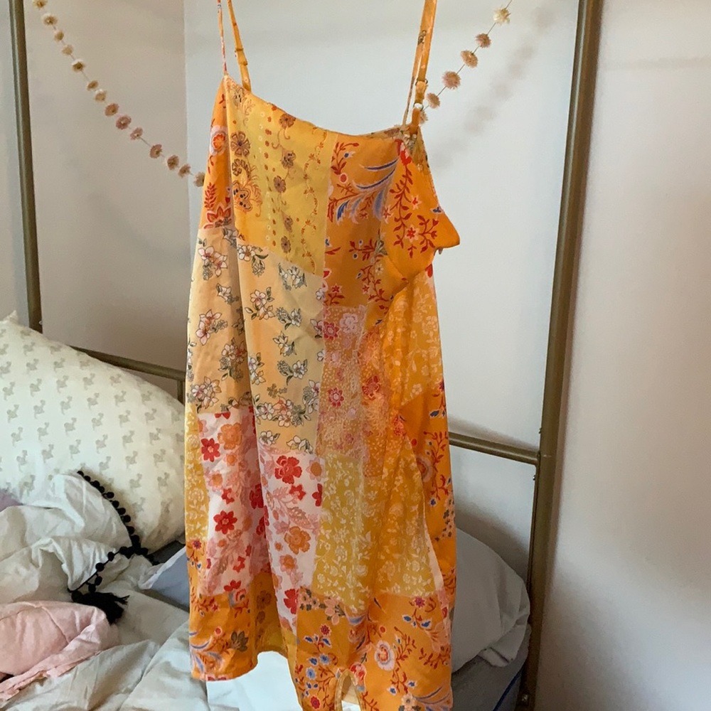 A super cute forever 21 dress